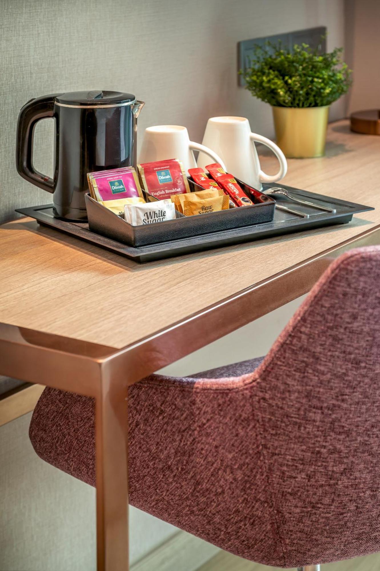Hotel Dorsett Changi 4*